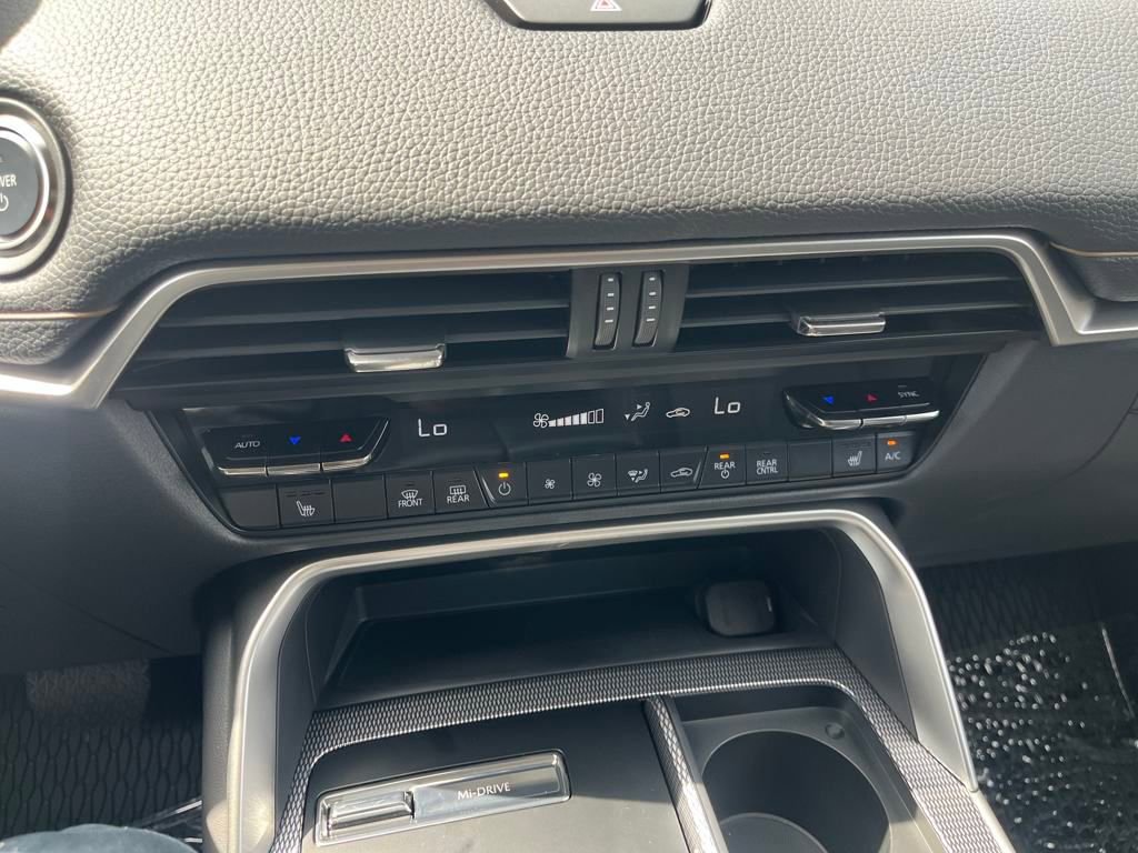 New 2024 MAZDA CX-90 Plug-In Hybrid w/ Preferred image 19