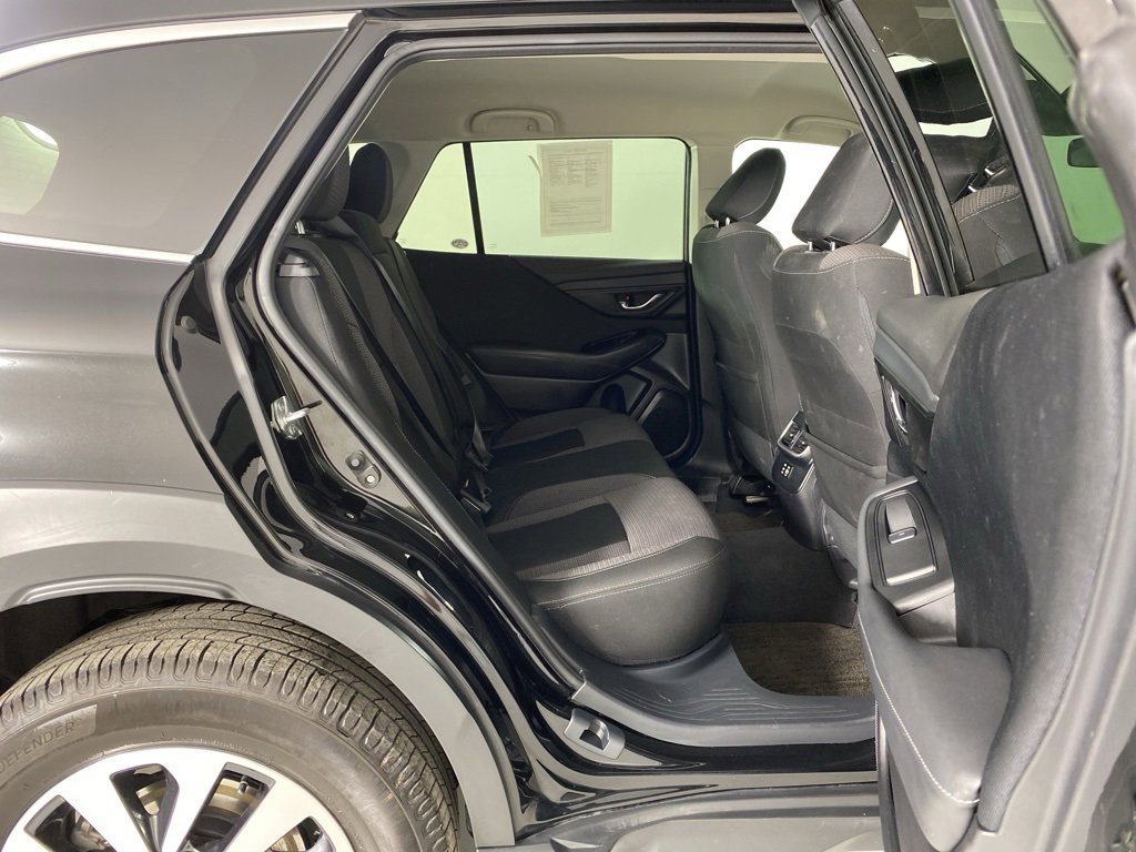Used 2023 Subaru Outback Premium image 38