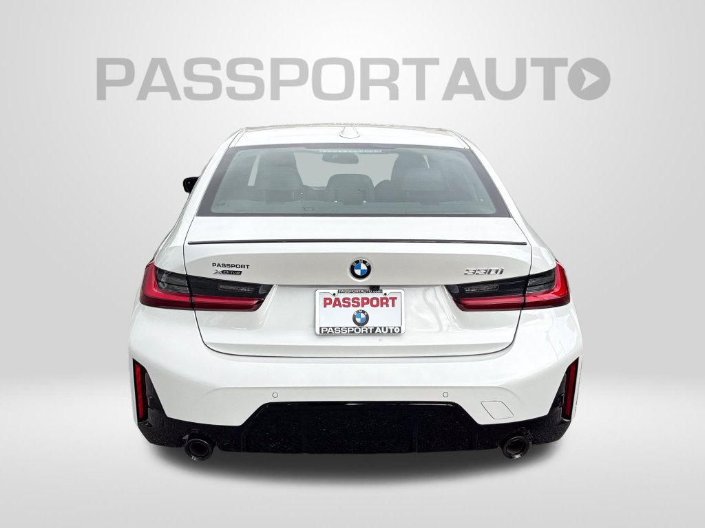 New 2026 BMW 330i xDrive Sedan w/ M Sport Package AWD/4WD image 5