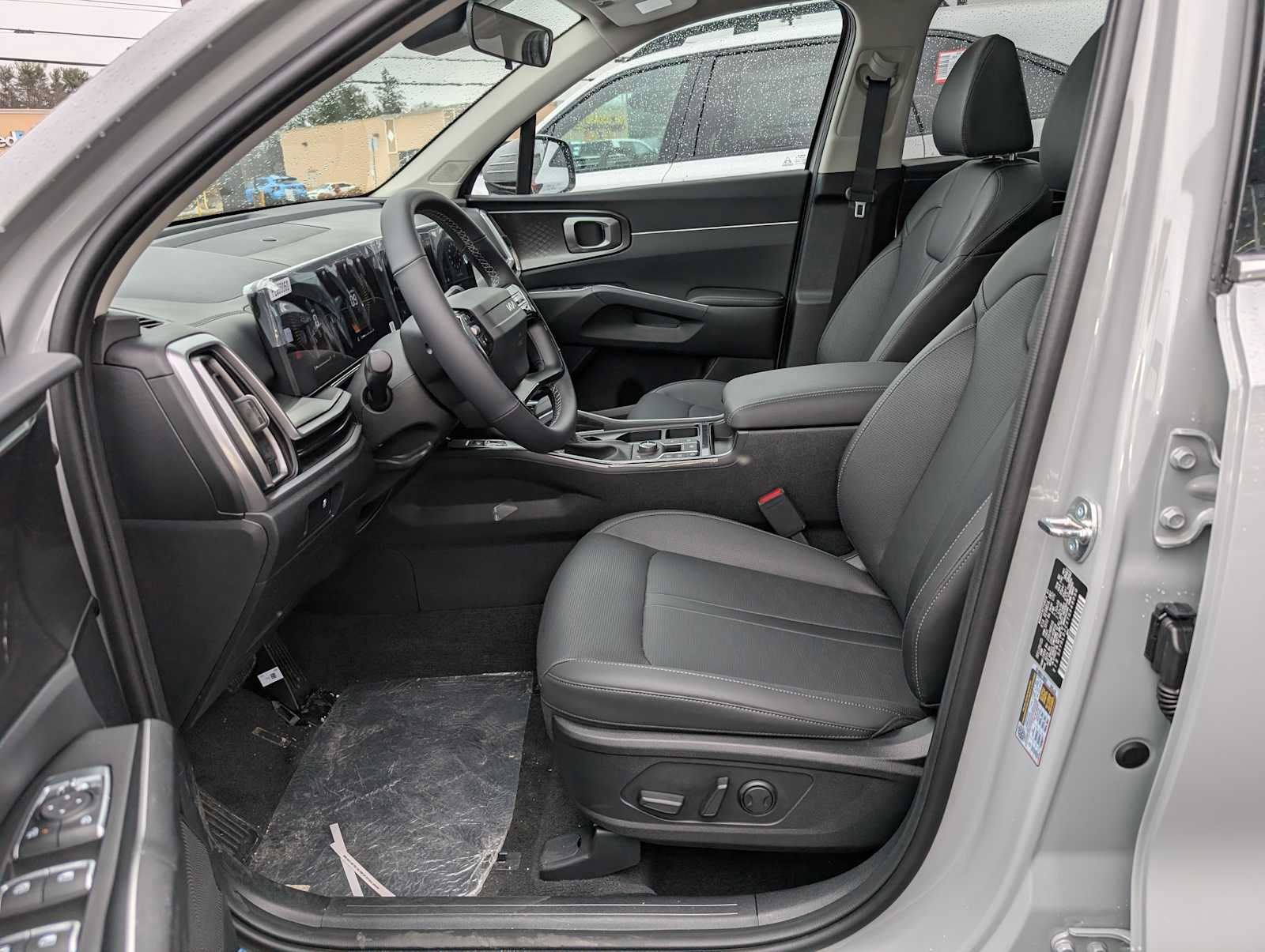 New 2026 Kia Sorento S w/ S Panoramic Sunroof Package AWD/4WD image 4