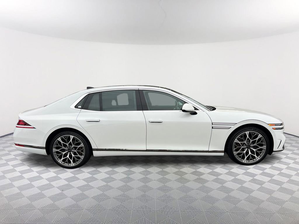 New 2024 Genesis G90 3.5T image 4