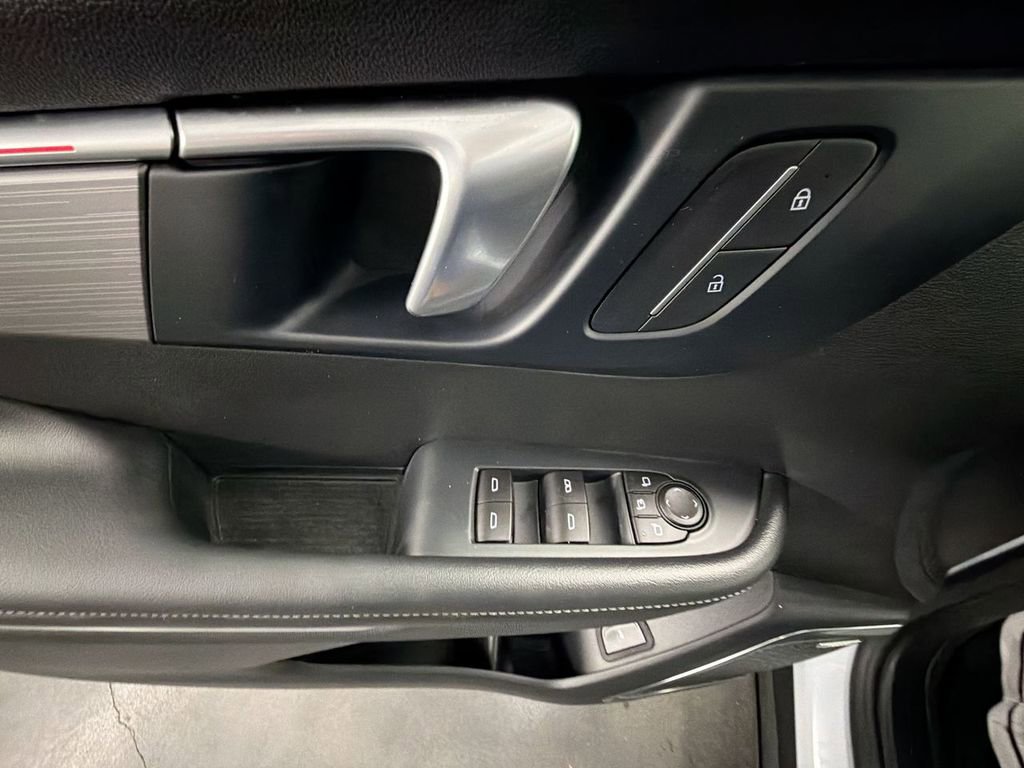 Used 2026 Buick Enclave Preferred w/ LPO, Floor Liner Package FWD image 23