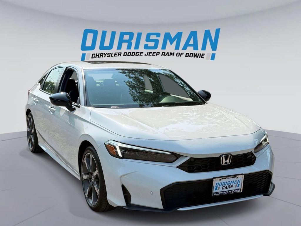 Used 2025 Honda Civic Sport Touring image 1