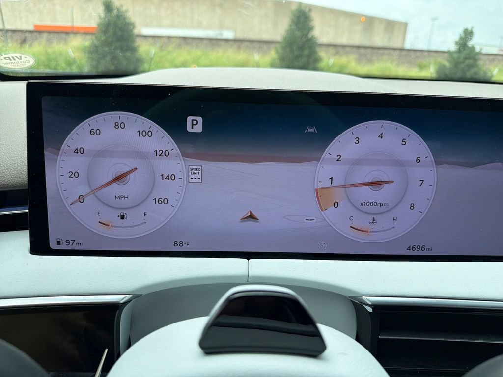Certified 2026 Genesis GV70 2.5T Advanced AWD/4WD image 21