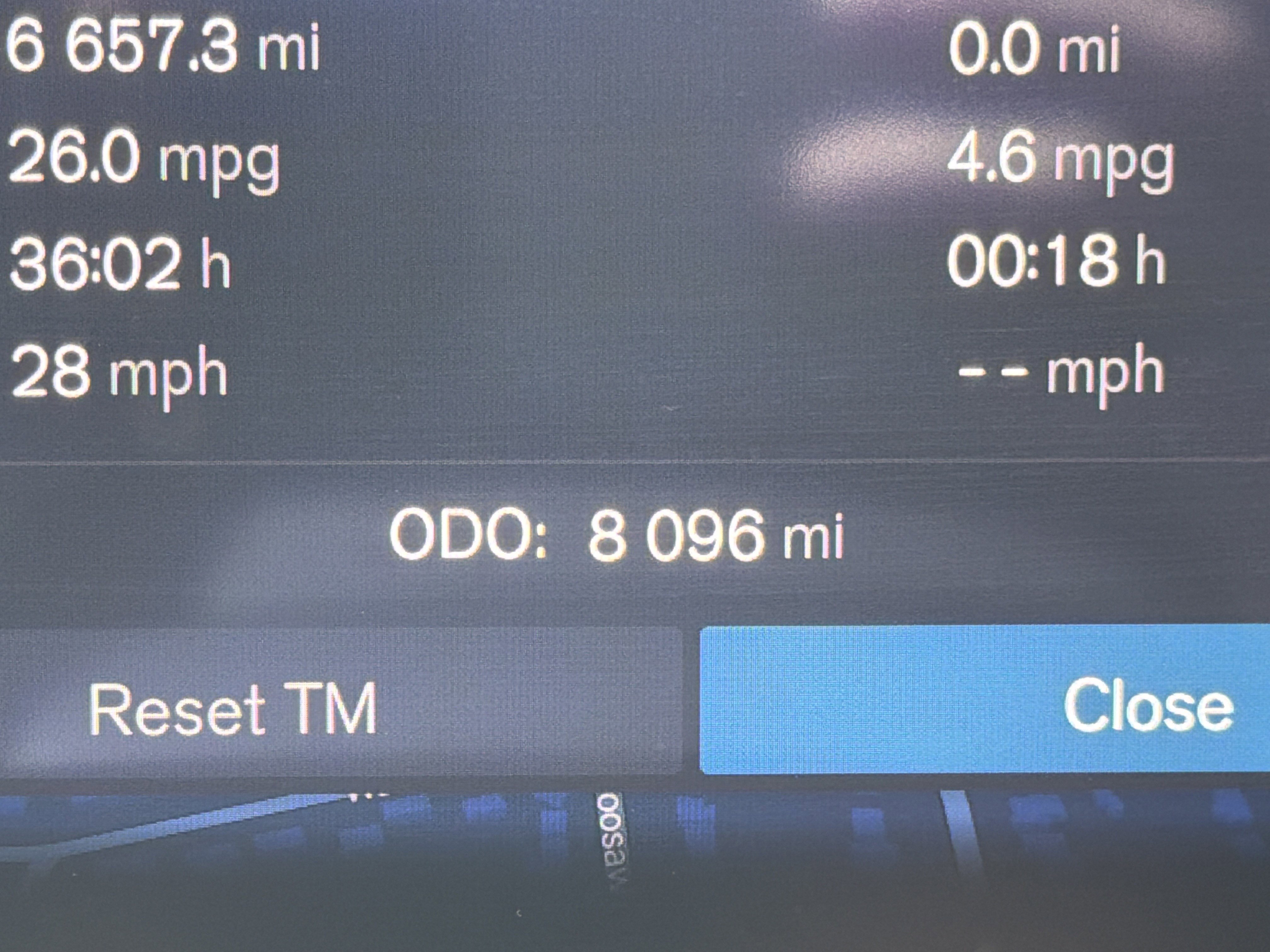 Certified 2025 Volvo XC40 B5 Ultra w/ Protection Package Premier image 22