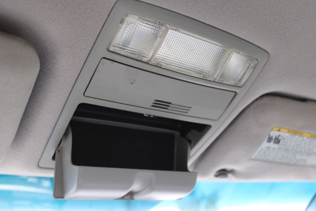 Used 2009 Toyota Camry LE FWD image 35