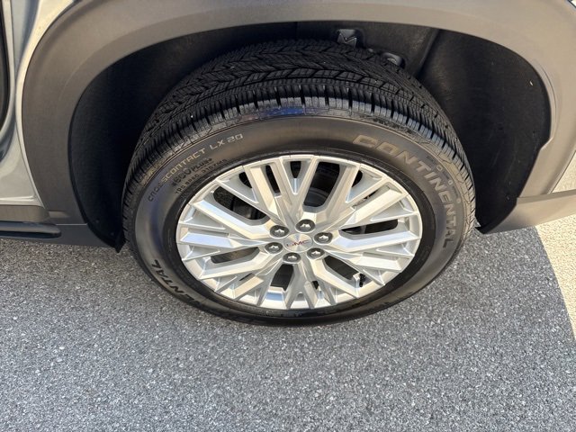 Used 2025 GMC Acadia Elevation w/ Elevation Premium Package image 19