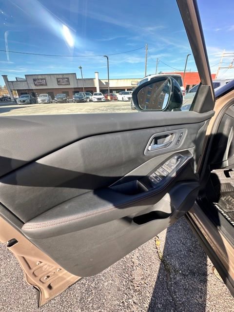 Certified 2025 Nissan Rogue SV w/ Rock Creek Premium Package image 24