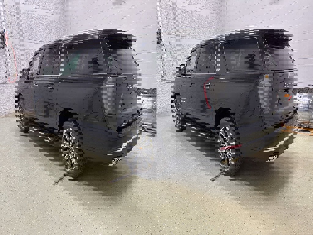 New 2026 Chevrolet Suburban High Country w/ Sun And Tow Package image 5