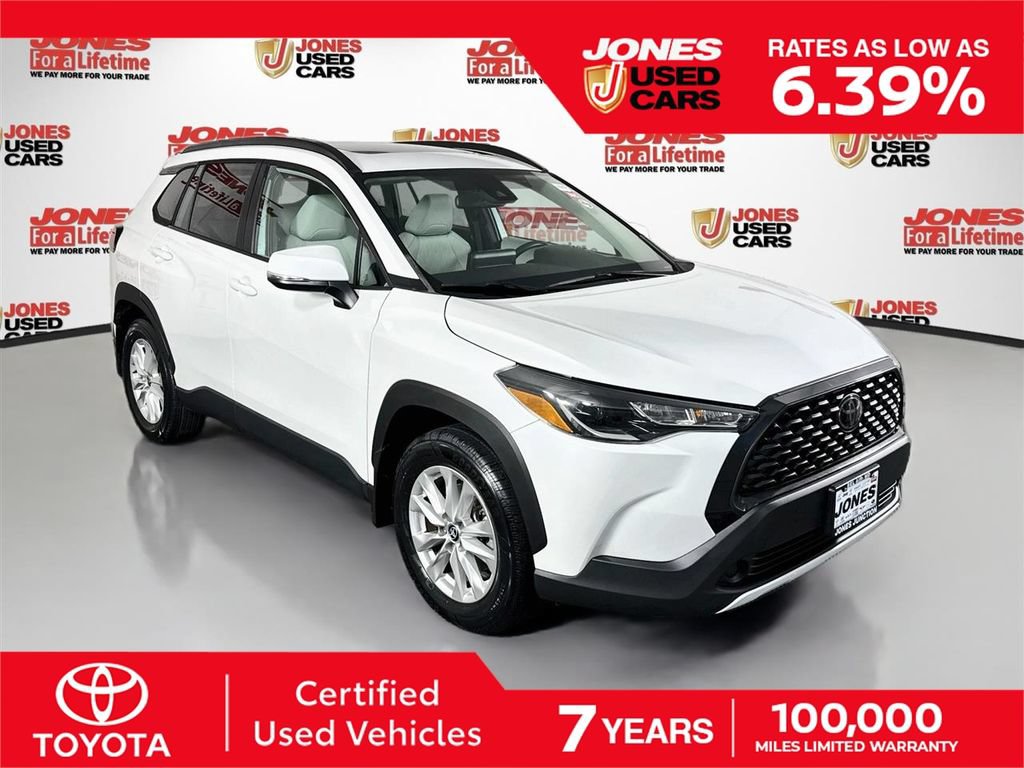 Certified 2022 Toyota Corolla Cross LE w/ Moonroof Package