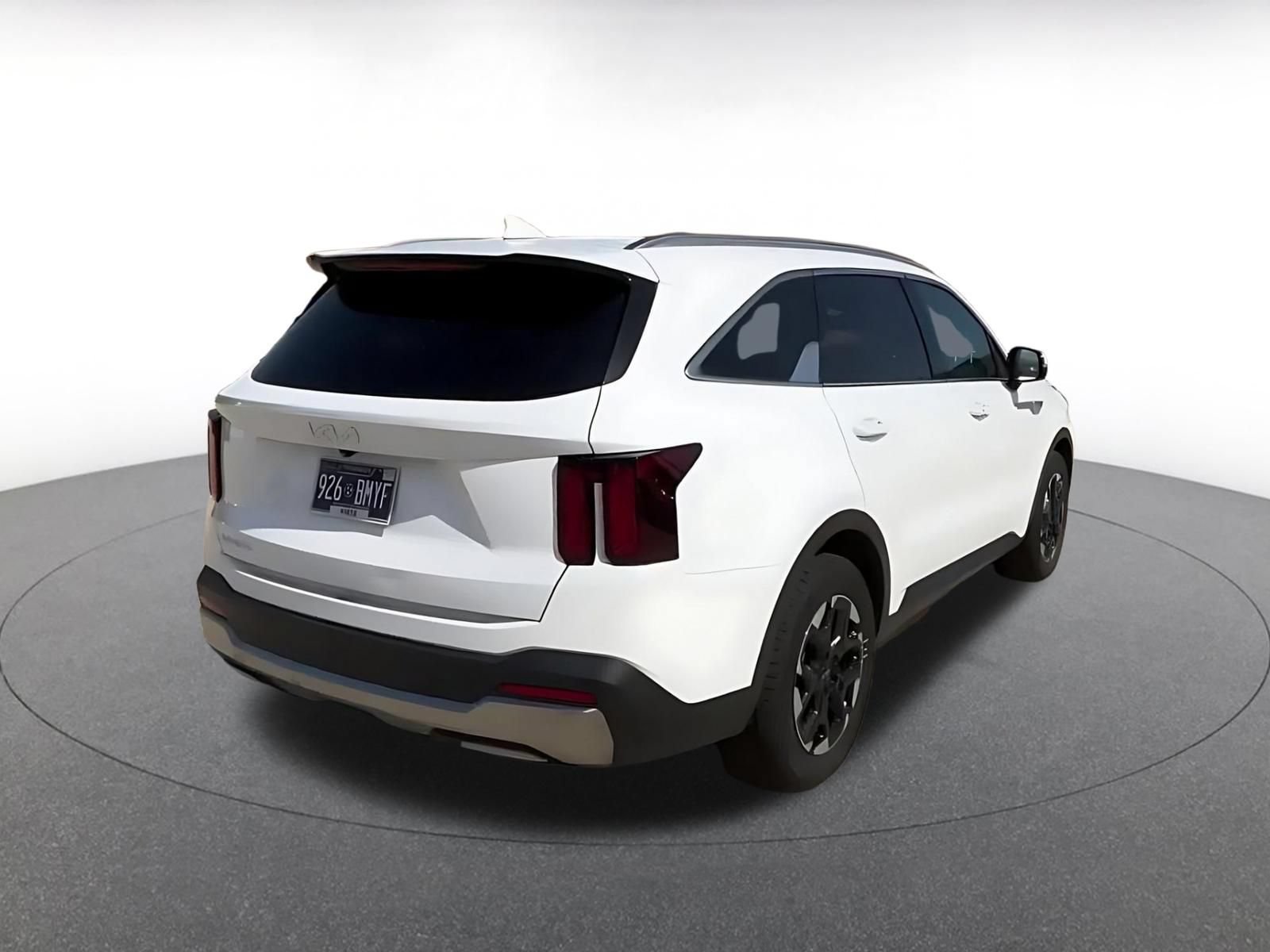 Used 2024 Kia Sorento S FWD image 14