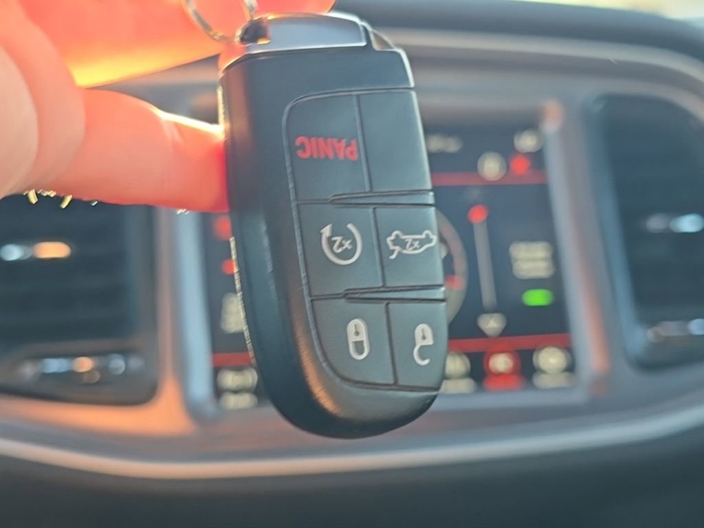 Certified 2019 Dodge Challenger R/T w/ Plus Package image 38