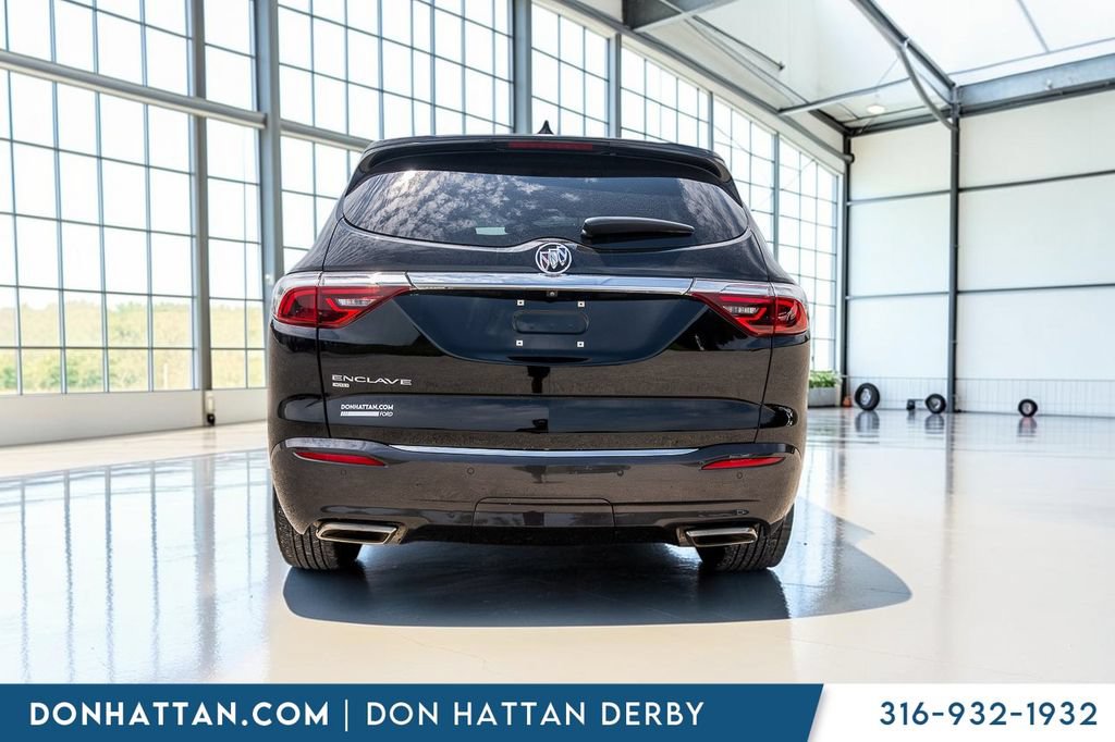 Used 2023 Buick Enclave Essence AWD/4WD image 33