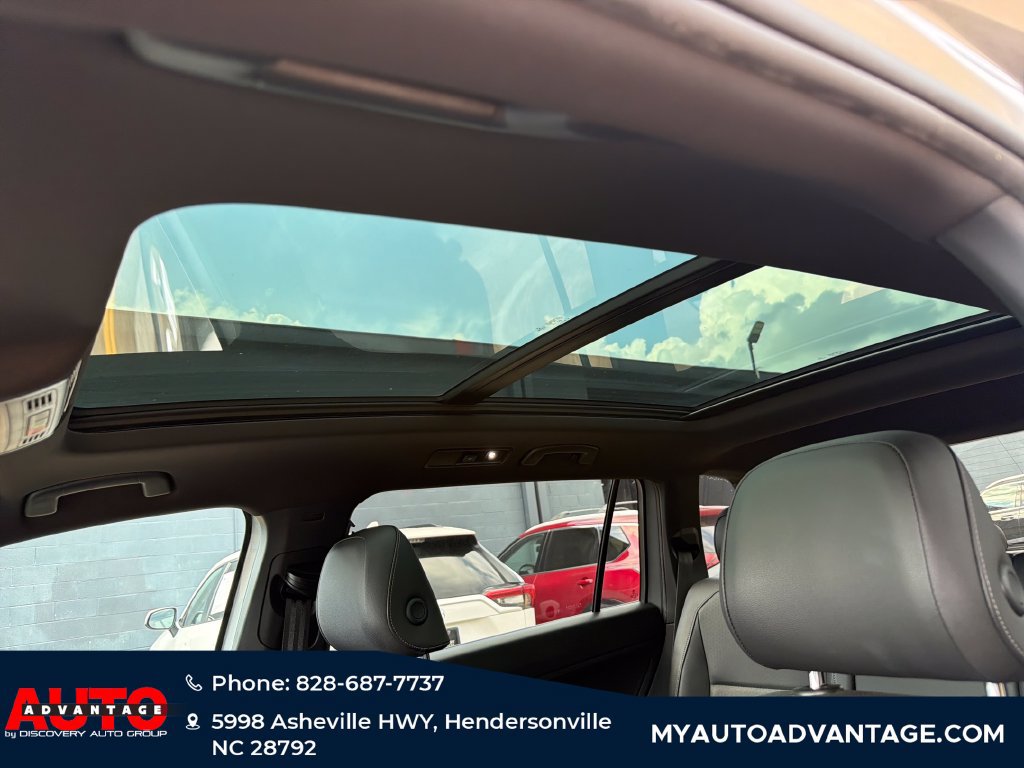 Used 2020 Volkswagen Tiguan SE R-Line AWD/4WD image 26