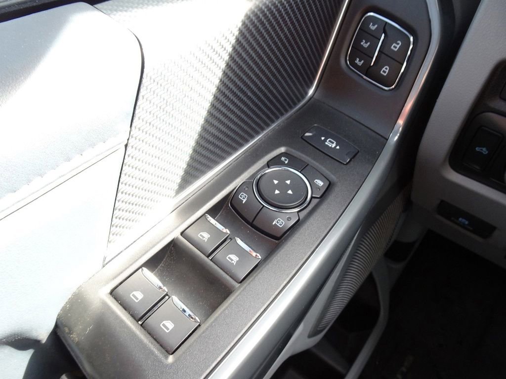 Used 2024 Ford F450 Limited w/ FX4 Off-Road Package image 25