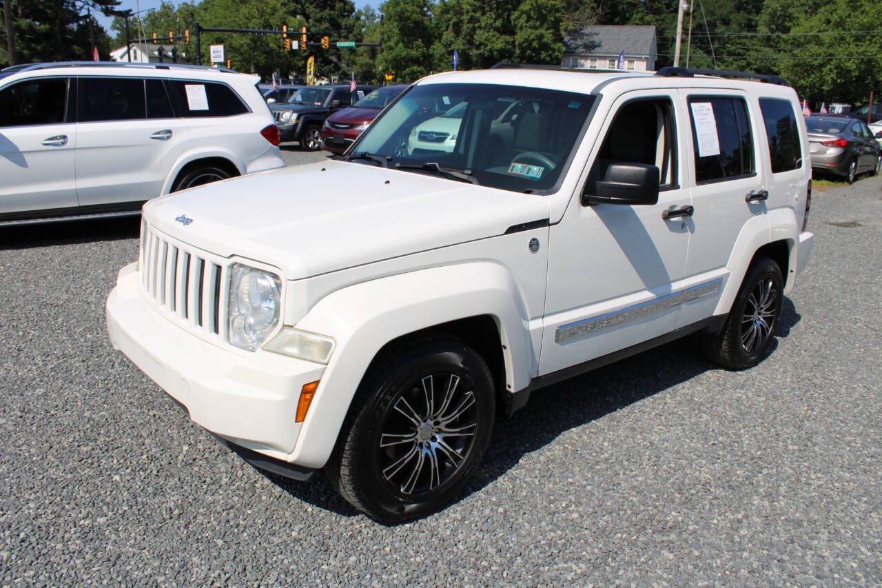 Used 2008 Jeep Liberty Sport w/ Popular Equipment Group AWD/4WD image 2