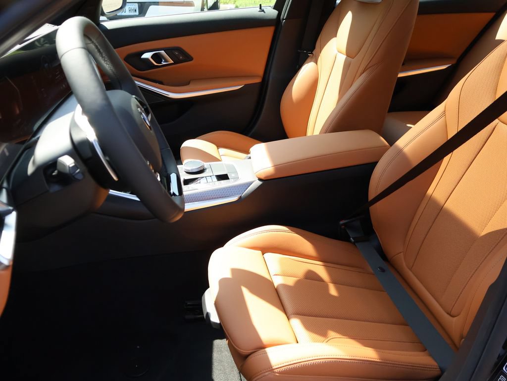 Certified 2025 BMW 330i xDrive Sedan w/ Premium Package AWD/4WD image 48