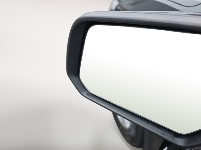 Used 2022 Chevrolet Traverse LT image 19