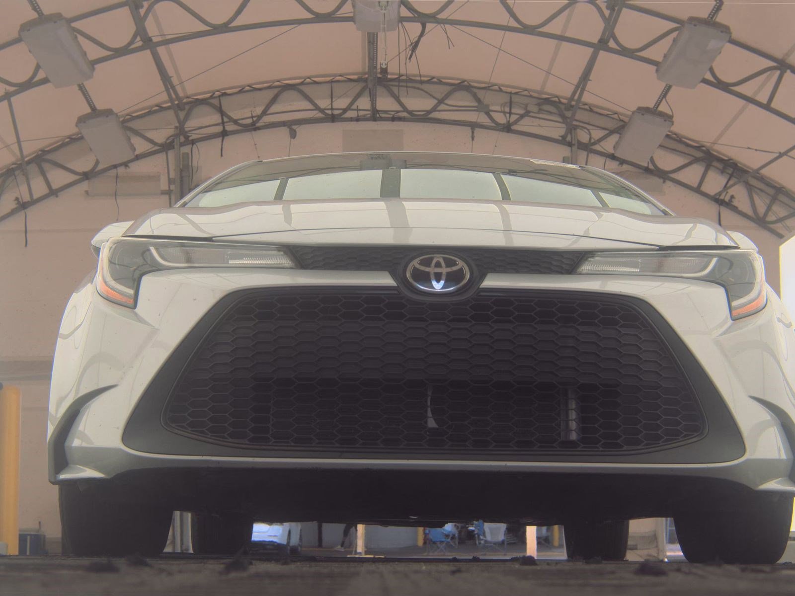 Used 2021 Toyota Corolla LE FWD image 4