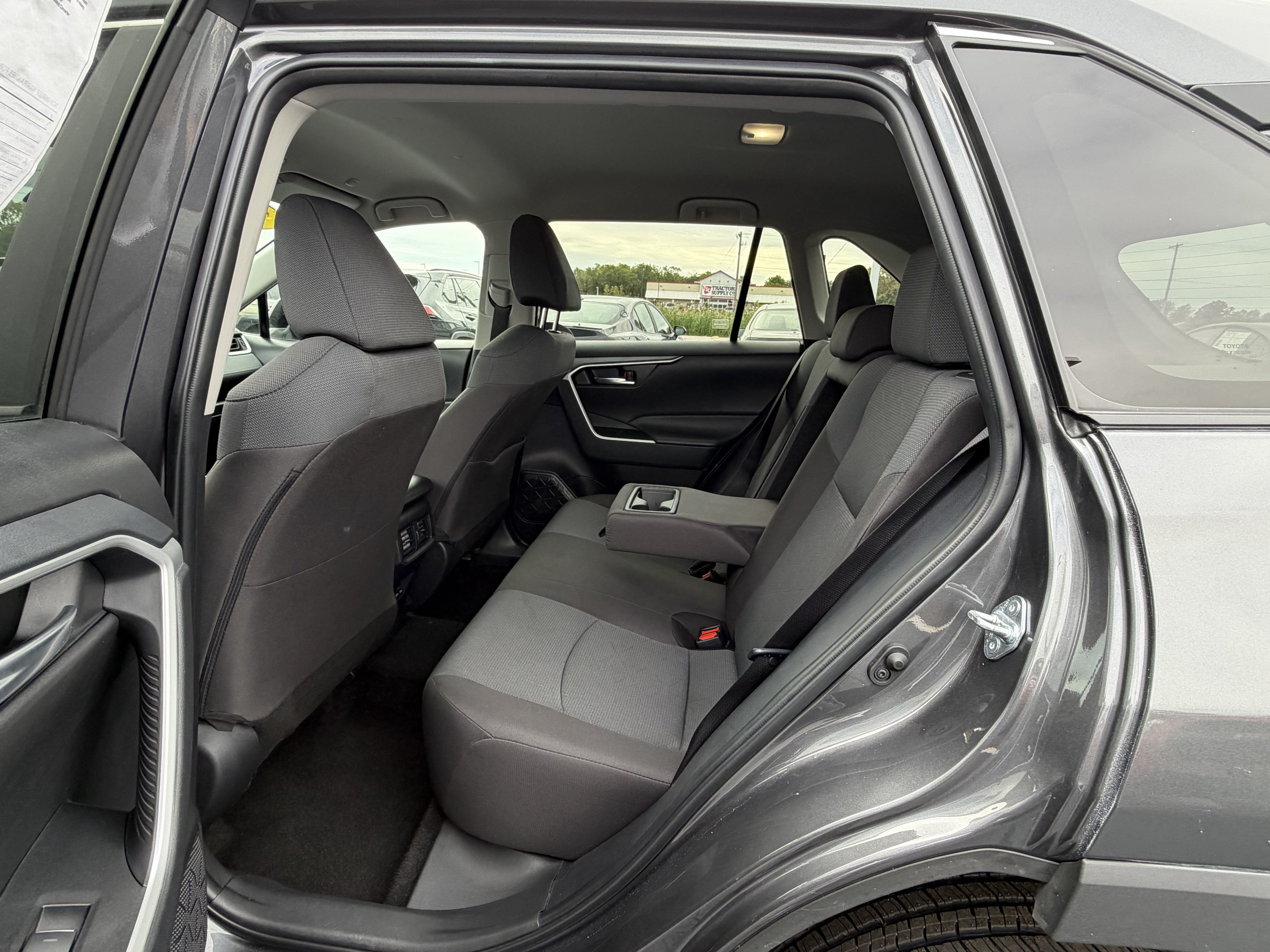 Certified 2025 Toyota RAV4 XLE AWD/4WD image 14