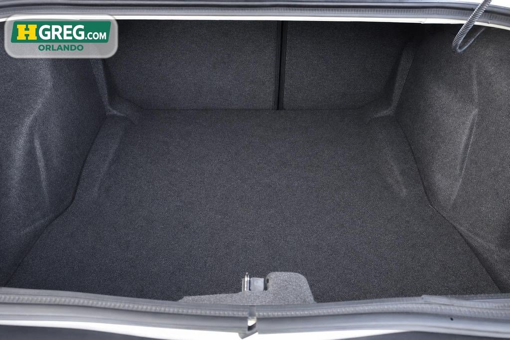 Used 2018 Dodge Challenger SXT RWD image 18