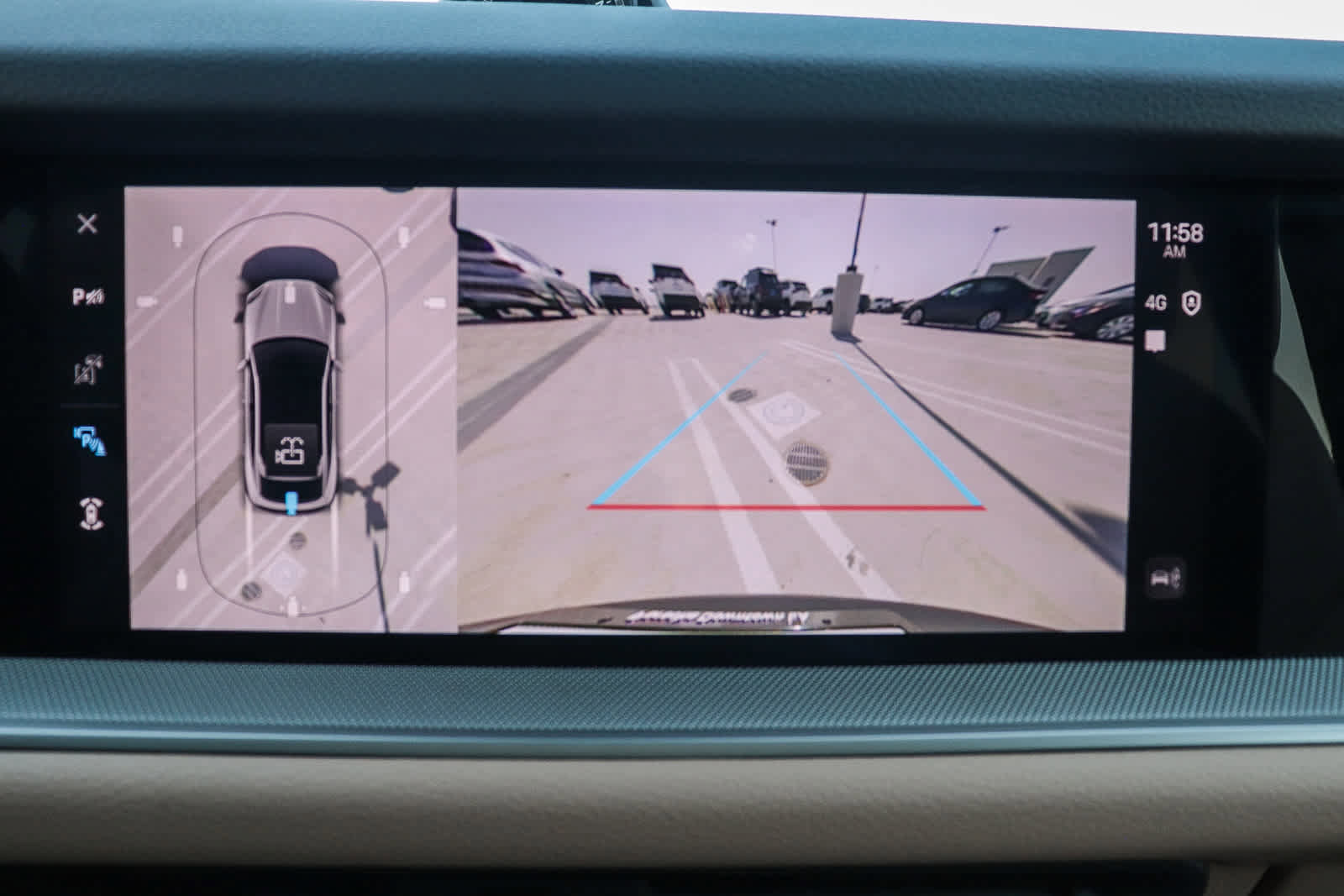 Used 2025 Porsche Cayenne Coupe image 38