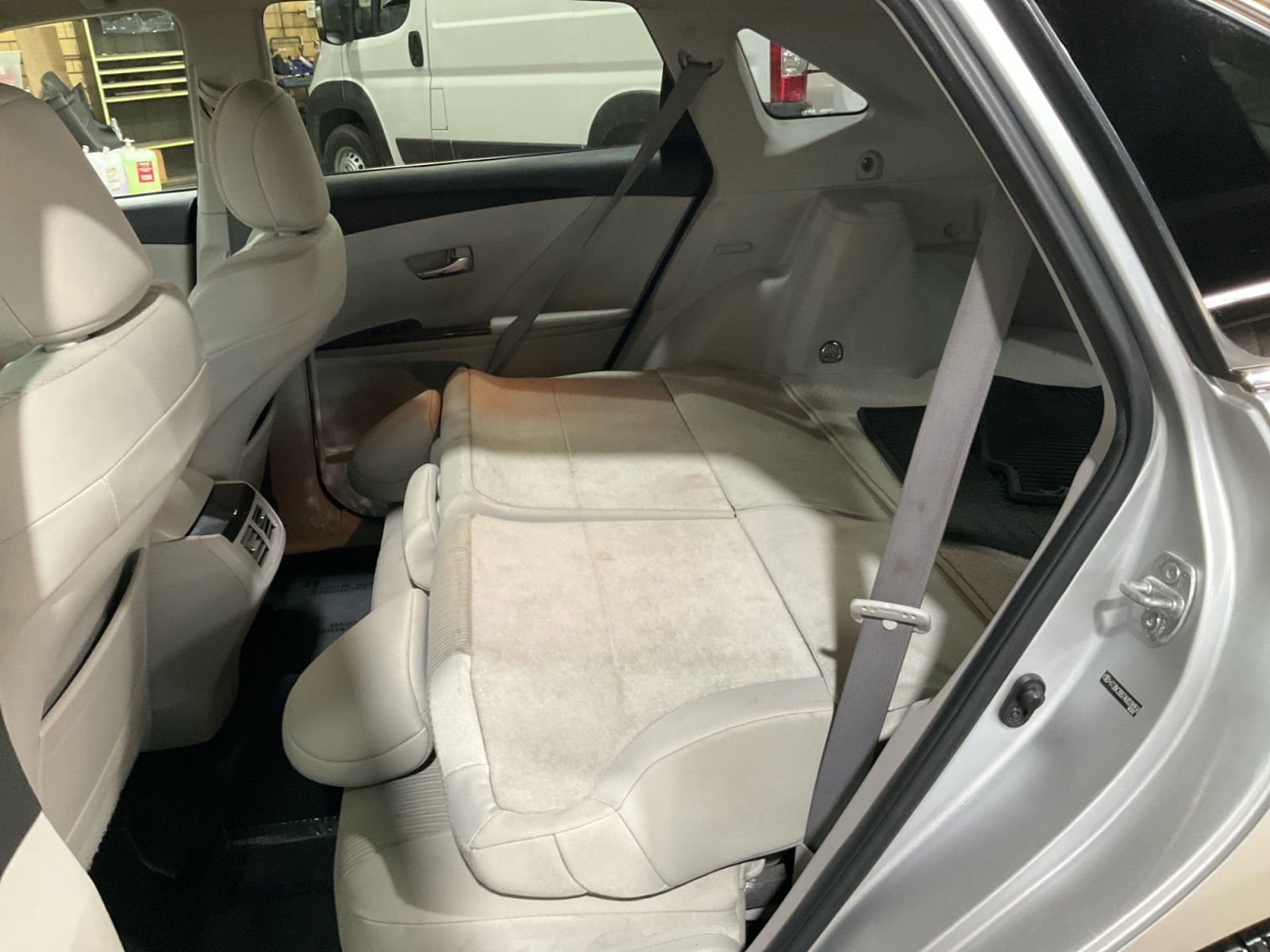 Used 2010 Toyota Venza AWD image 22