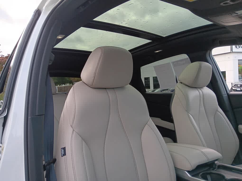 Used 2025 Acura RDX SH-AWD image 20
