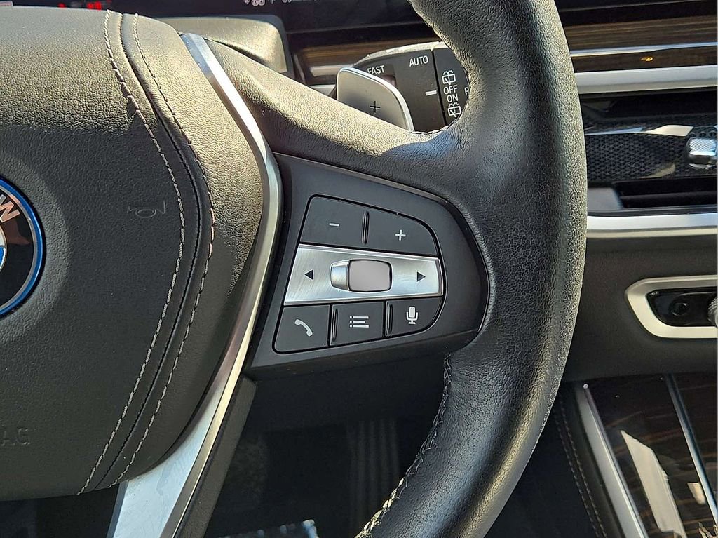 Used 2024 BMW X5 xDrive50e image 19