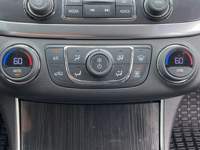 Used 2020 Chevrolet Impala LT FWD image 21