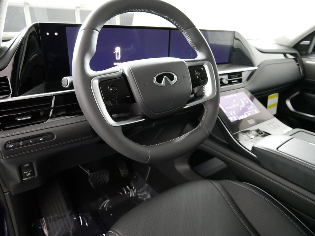 New 2025 INFINITI QX80 Luxe image 12