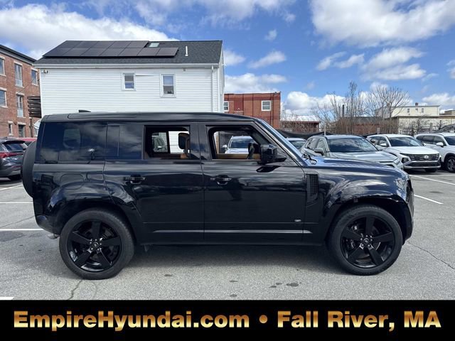 Used 2024 Land Rover Defender 110 V8 image 3