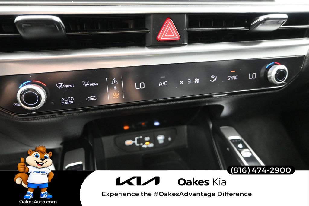 Certified 2026 Kia Sorento S w/ S Panoramic Sunroof Package FWD image 20