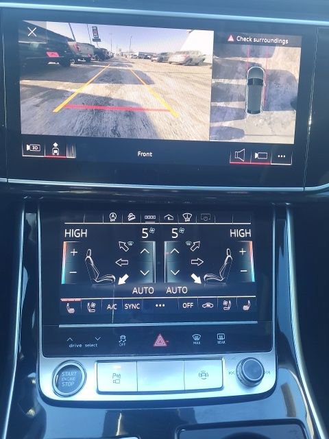 Used 2021 Audi Q8 Prestige image 4