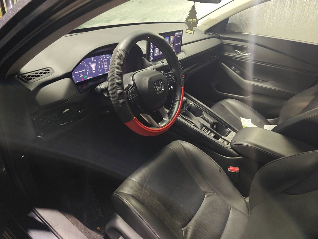 Used 2023 Honda Accord Touring image 8