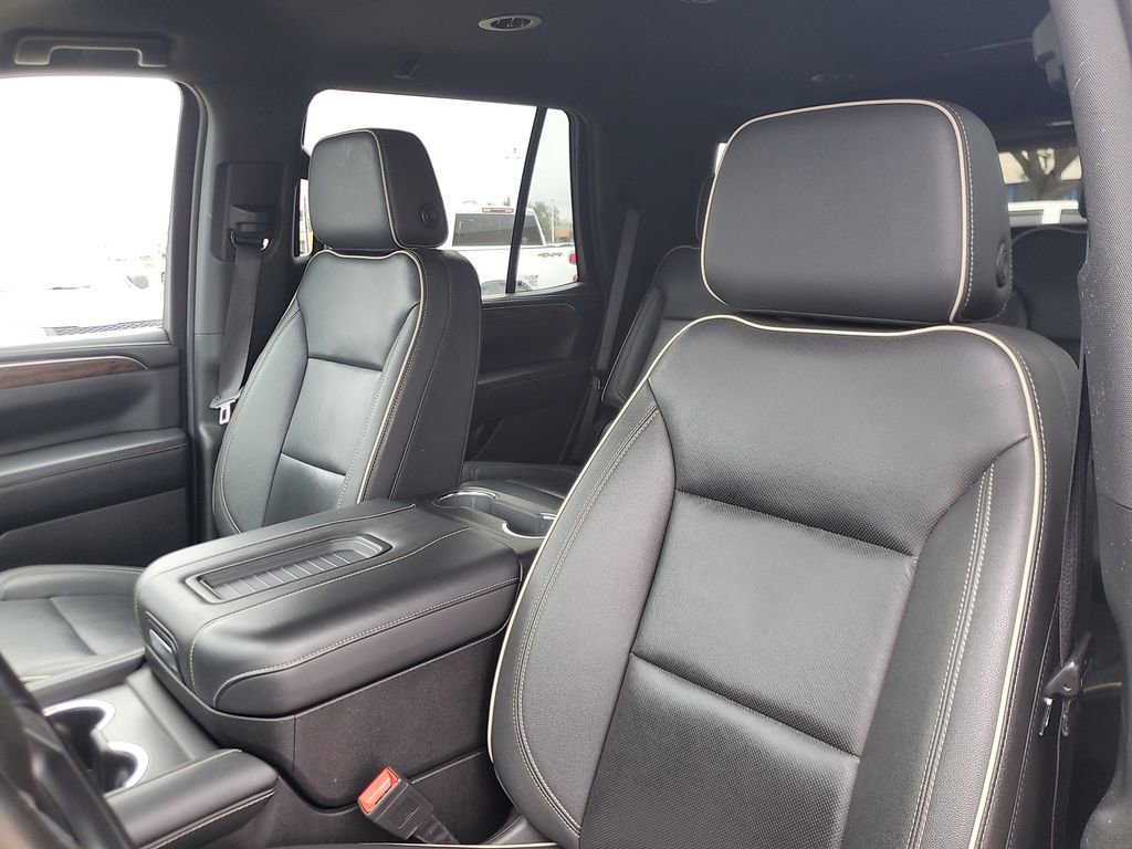 Used 2024 Chevrolet Tahoe Premier image 16