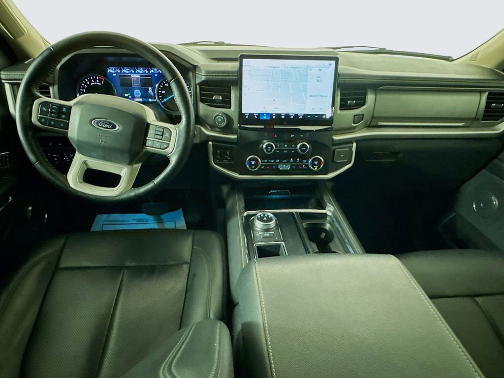 Used 2023 Ford Expedition Max XLT image 25