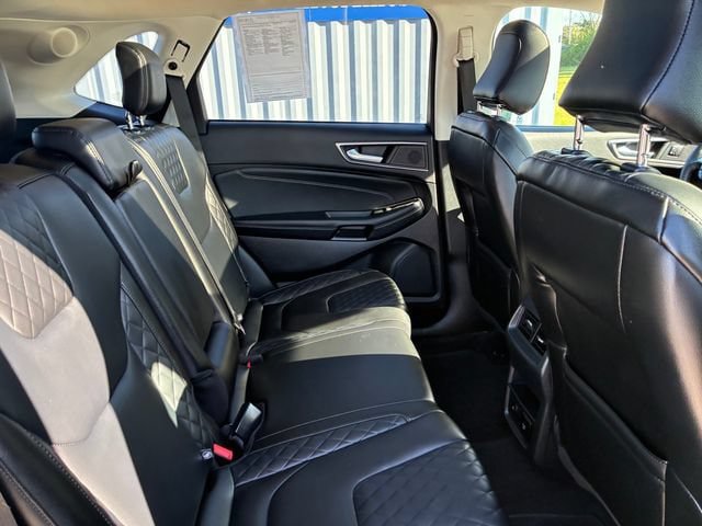 Used 2023 Ford Edge Titanium w/ Class II Trailer Tow Package AWD/4WD image 19