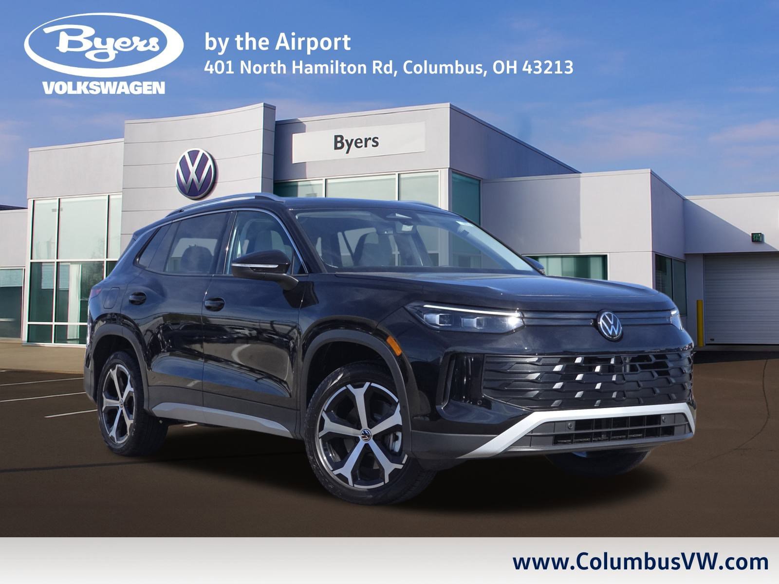 New 2025 Volkswagen Tiguan SE image 1