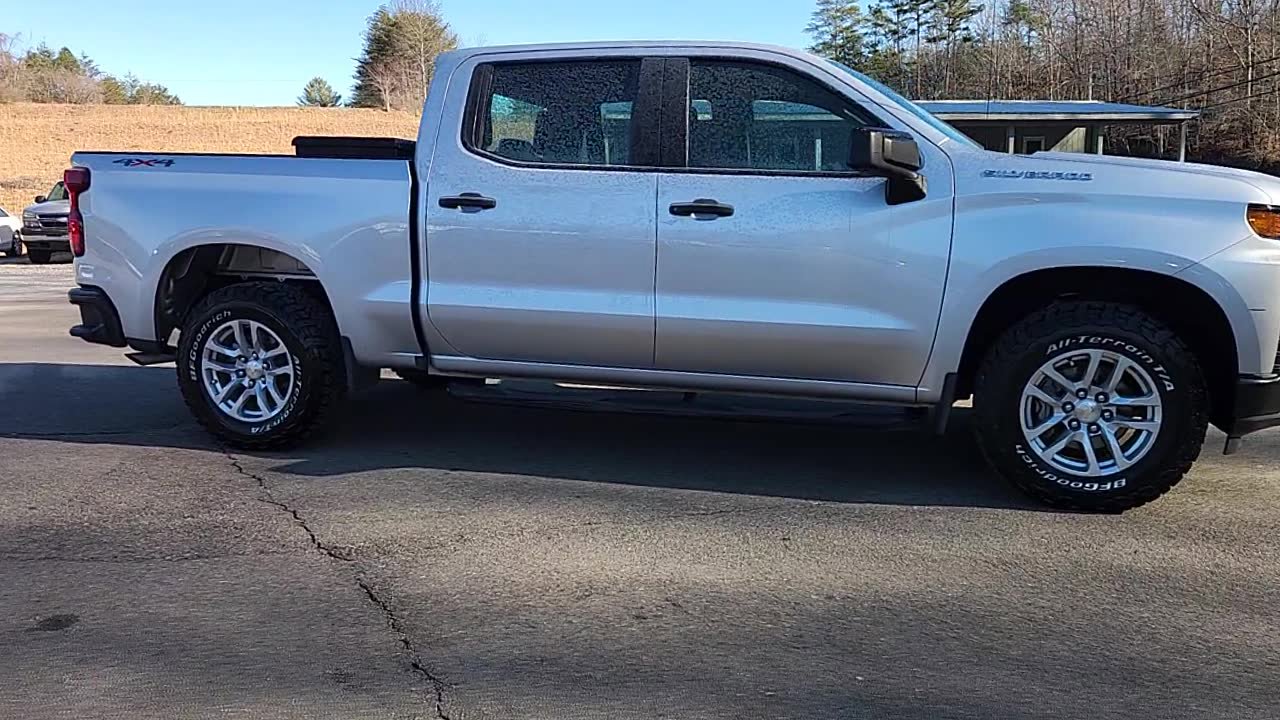 Used 2019 Chevrolet Silverado 1500 W/T w/ Trailering Package image 10