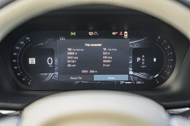 New 2026 Volvo XC60 B5 Ultra w/ Protection Package Premier image 43