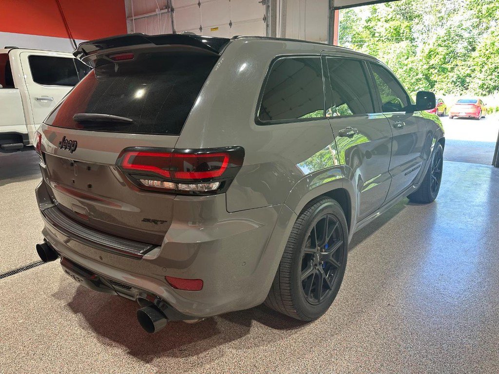 Used 2020 Jeep Grand Cherokee SRT AWD/4WD image 5