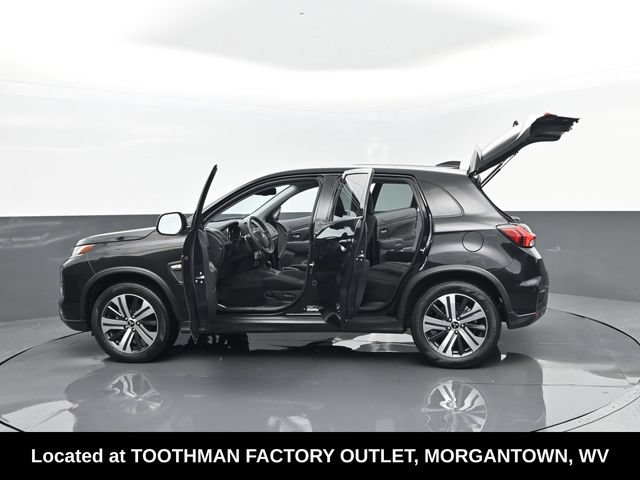 Used 2025 Mitsubishi Outlander Sport ES AWD/4WD image 29