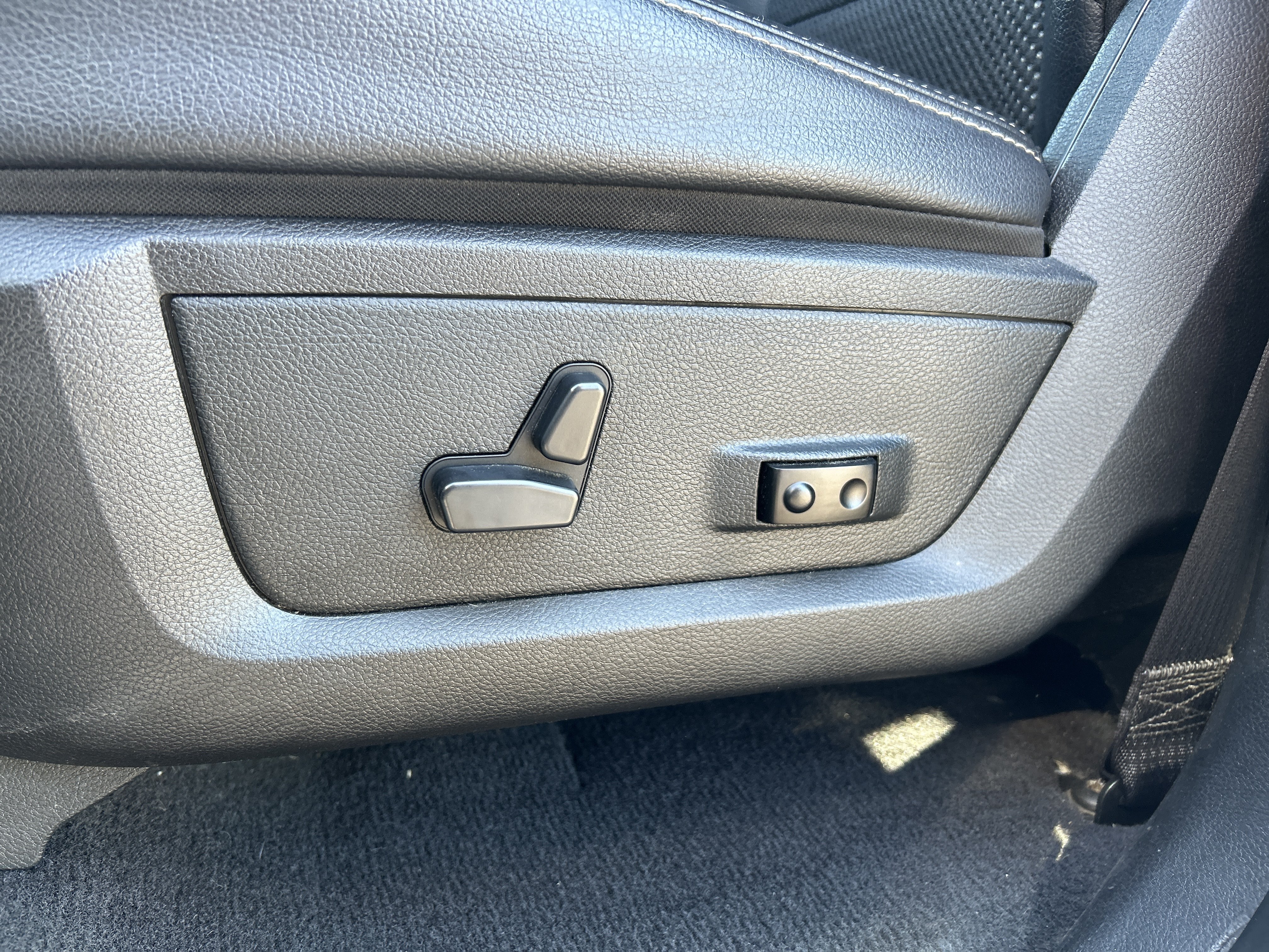 Used 2017 RAM 1500 Sport AWD/4WD image 13