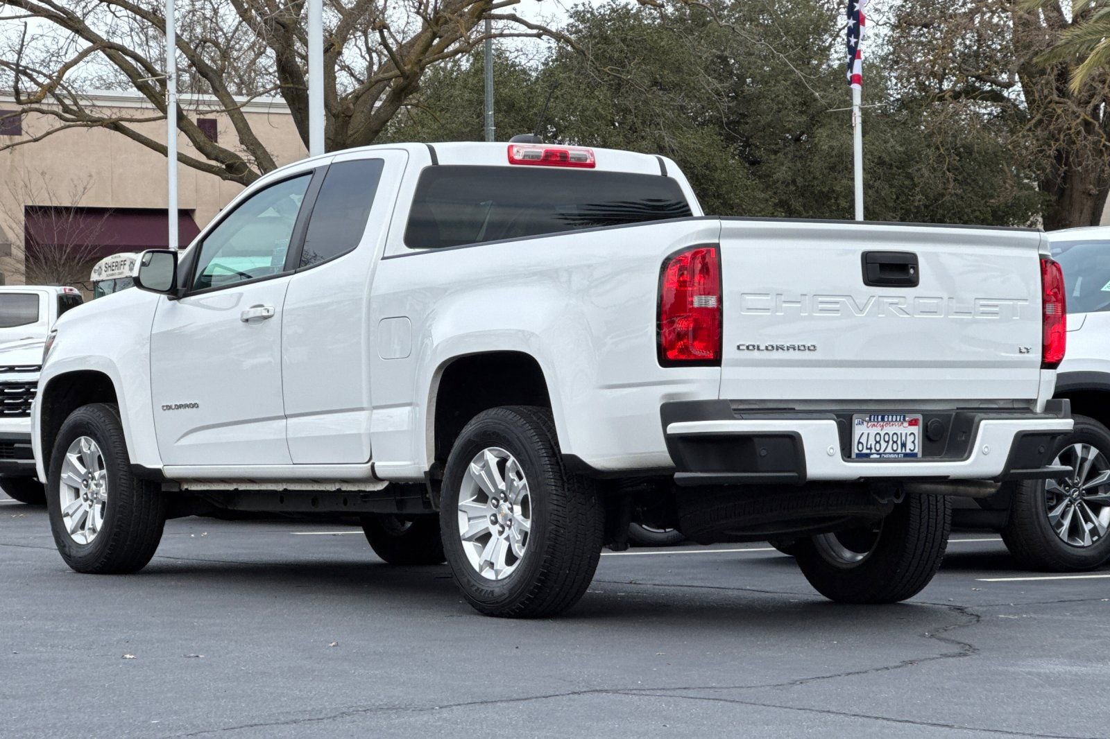 Used 2022 Chevrolet Colorado LT w/ Fleet Safety Package image 5