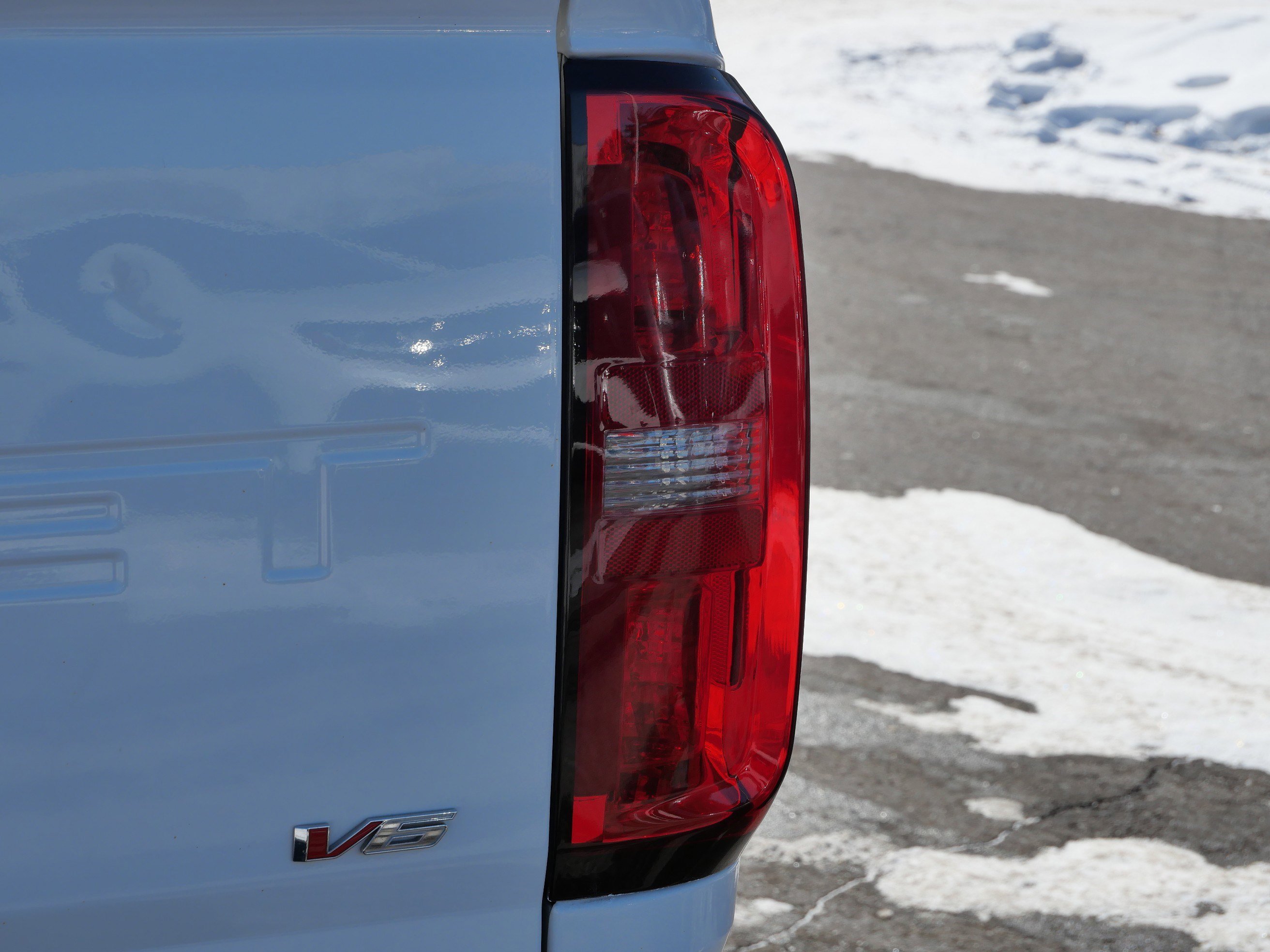 Used 2021 Chevrolet Colorado LT w/ Safety Package image 17