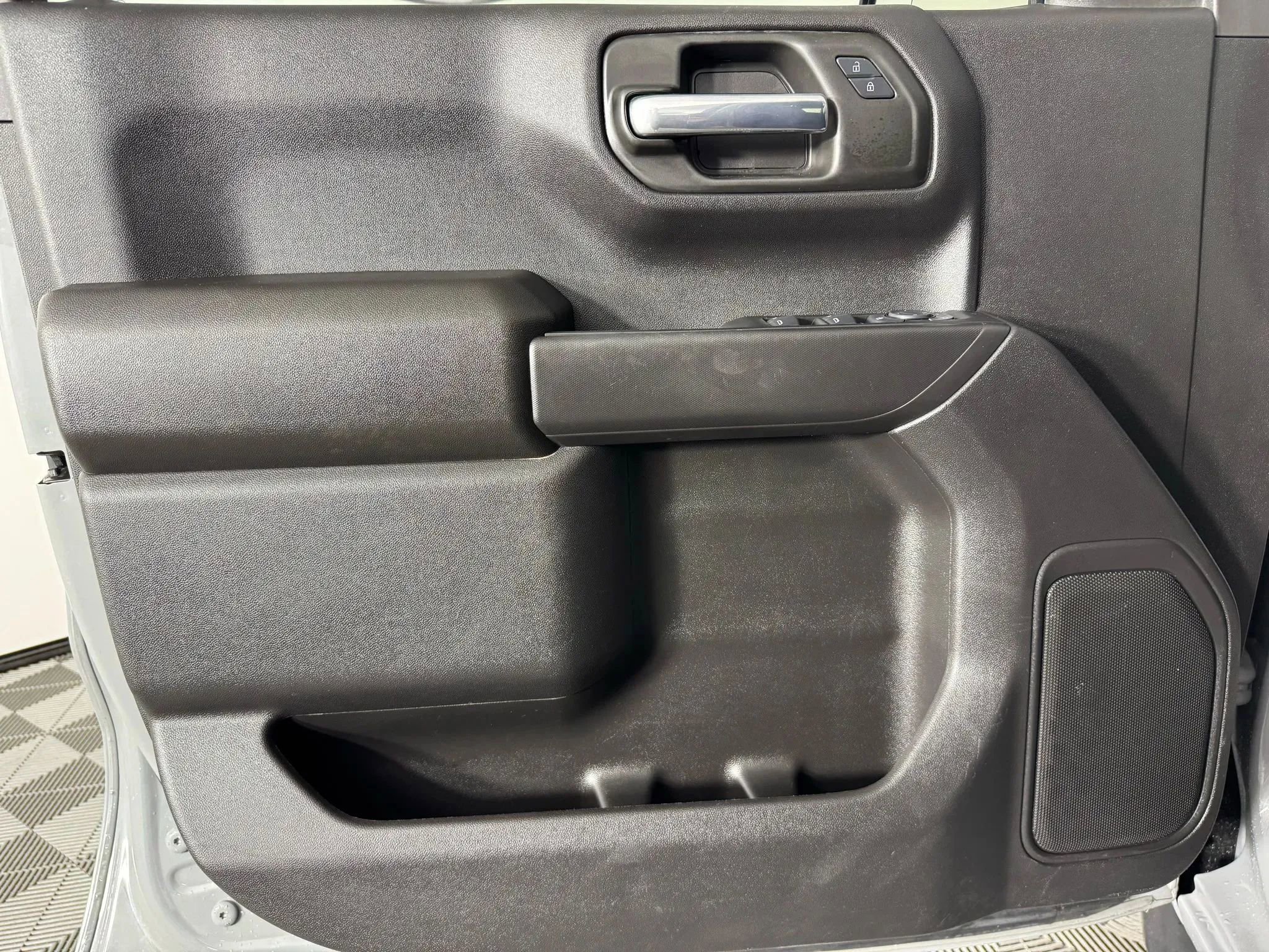 Used 2024 Chevrolet Silverado 1500 Custom w/ LPO, Dark Essentials Package image 36