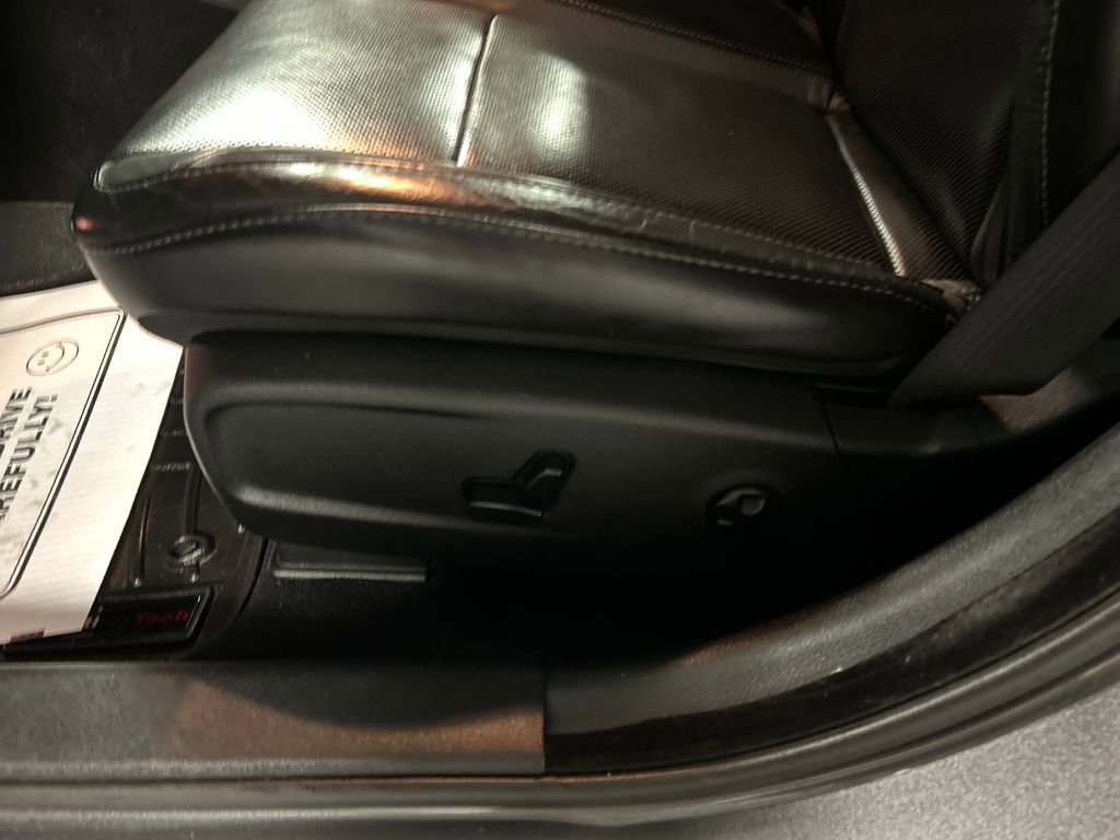 Used 2019 Dodge Charger SXT w/ Plus Group AWD/4WD image 13