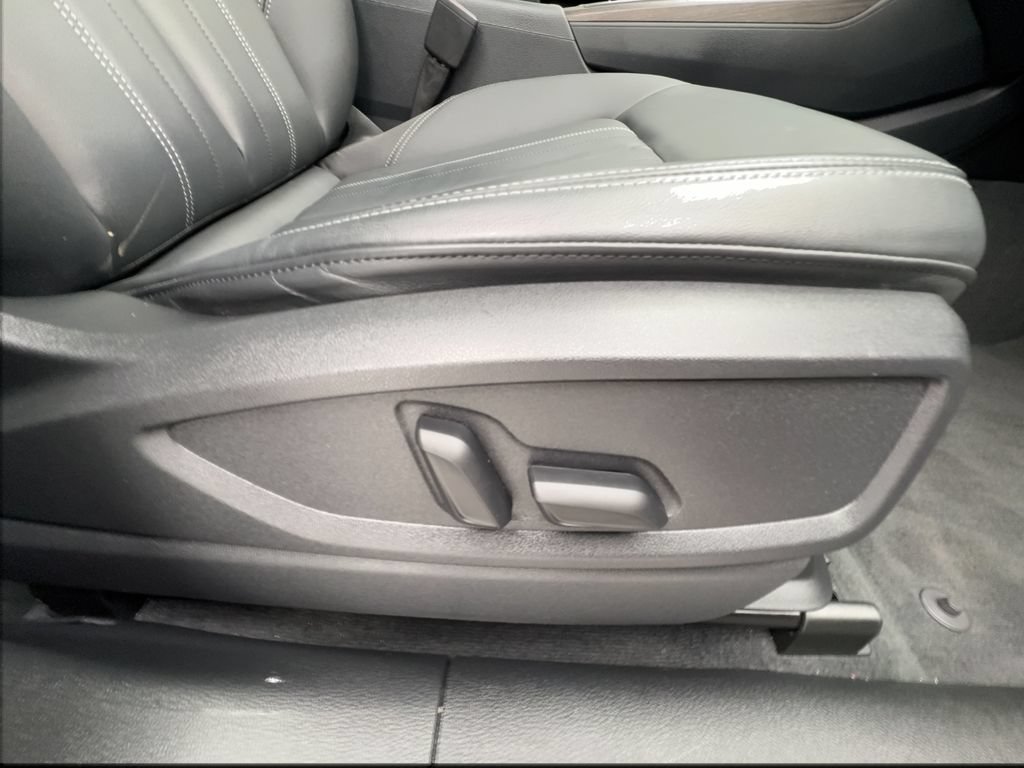 Used 2023 Audi Q5 2.0T Premium w/ Convenience Package AWD/4WD image 31