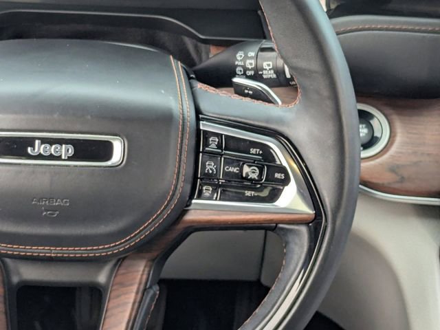Used 2023 Jeep Grand Cherokee L Summit w/ Advanced Protech Group IV AWD/4WD image 20